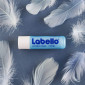 Immagine 4 - Labello Hydro Care Balsamo Labbra Idratante 24h Formula SPF 15 con Burro di Karité e Oli Naturali Burrocacao - Stick da 5,20g