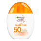 Immagine 1 - Garnier Ambre Solaire Super UV Refreshing Water SPF 50 Fluido Viso Illuminante Idratante con Acido Ialuronico - Flacone da 40ml
