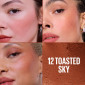 Immagine 4 - Maybelline New York Cloud Topia Blush in Mousse Colorato per Guance e Labbra Ultra Pigmentato Finitura Opaca - 12 Toasted Sky